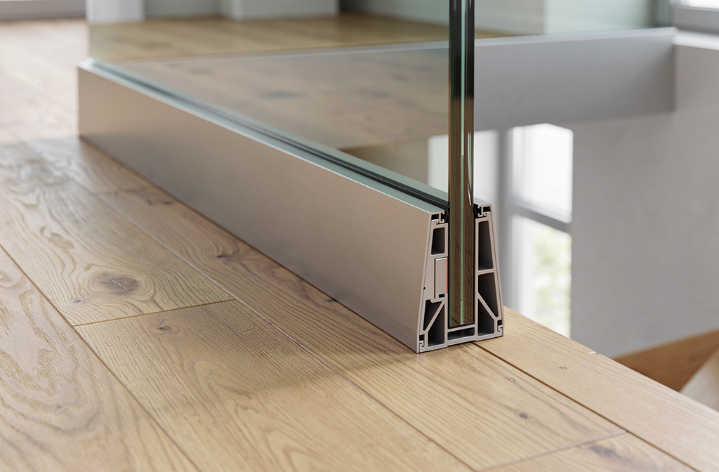 Garde-corps d'intérieur vitré : guide complet en verre sur-mesure